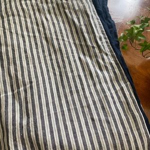 West Elm linen navy / navy stripe duvet in queen / full